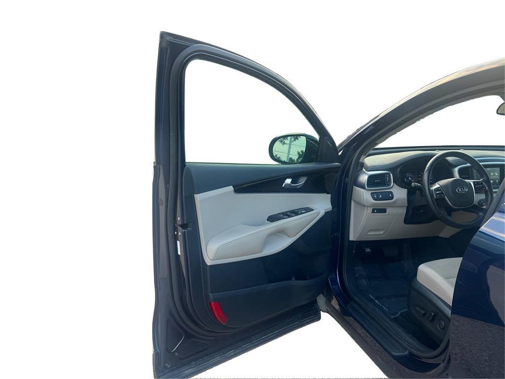 used 2020 Kia Sorento car, priced at $17,563