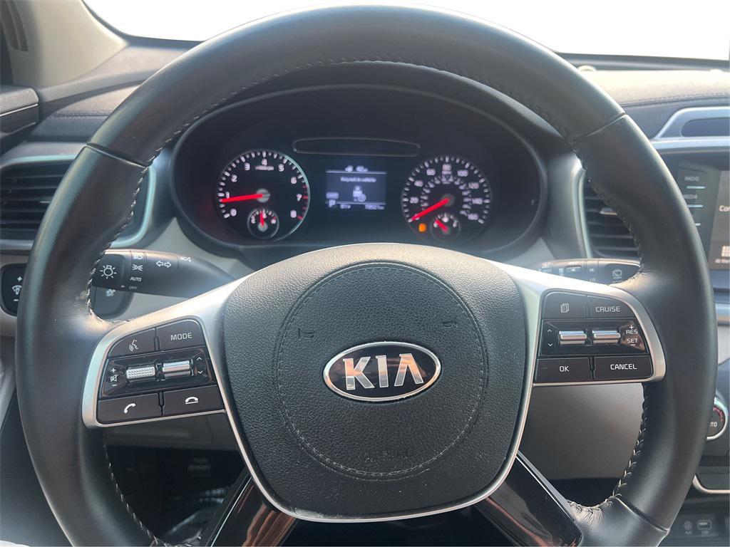 used 2020 Kia Sorento car, priced at $17,563