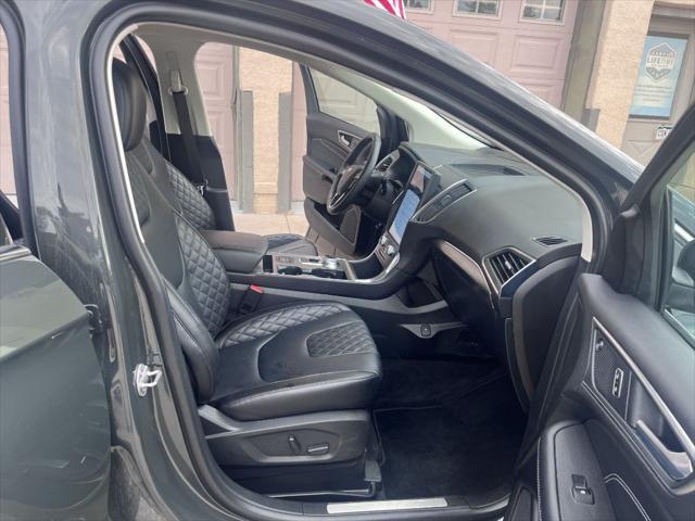 used 2024 Ford Edge car, priced at $30,452