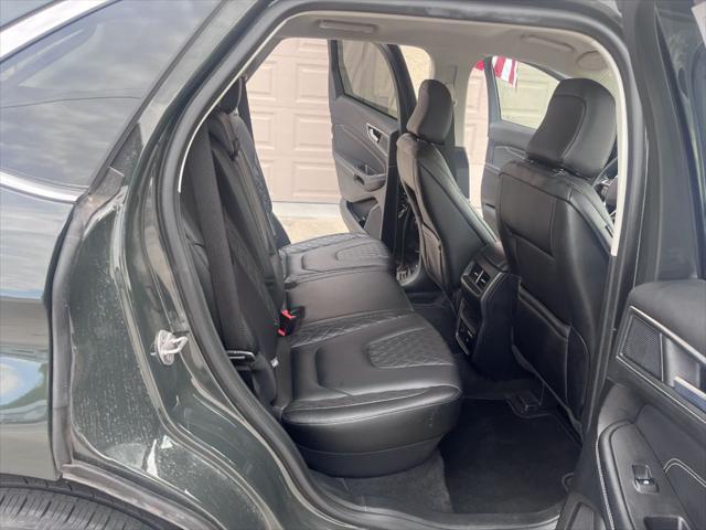 used 2024 Ford Edge car, priced at $30,452