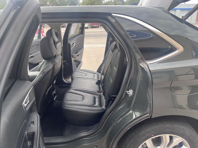 used 2024 Ford Edge car, priced at $30,452