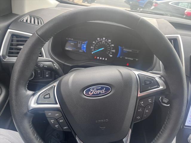 used 2024 Ford Edge car, priced at $30,452