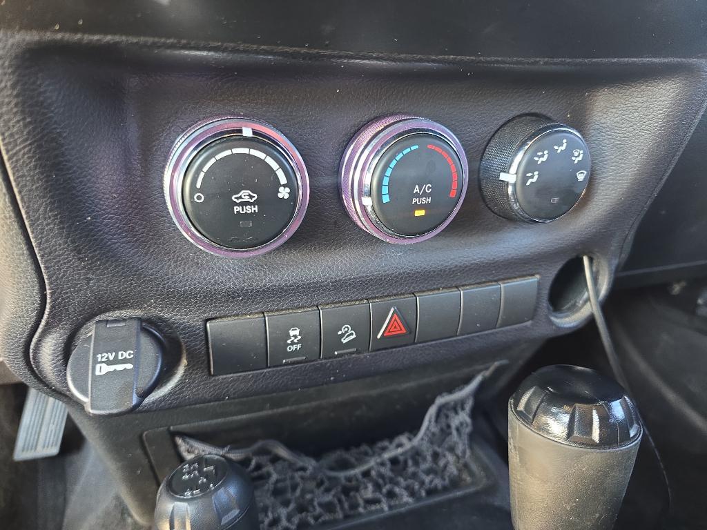 used 2014 Jeep Wrangler Unlimited car, priced at $12,493
