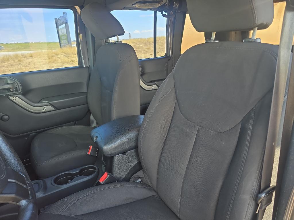 used 2014 Jeep Wrangler Unlimited car, priced at $12,493