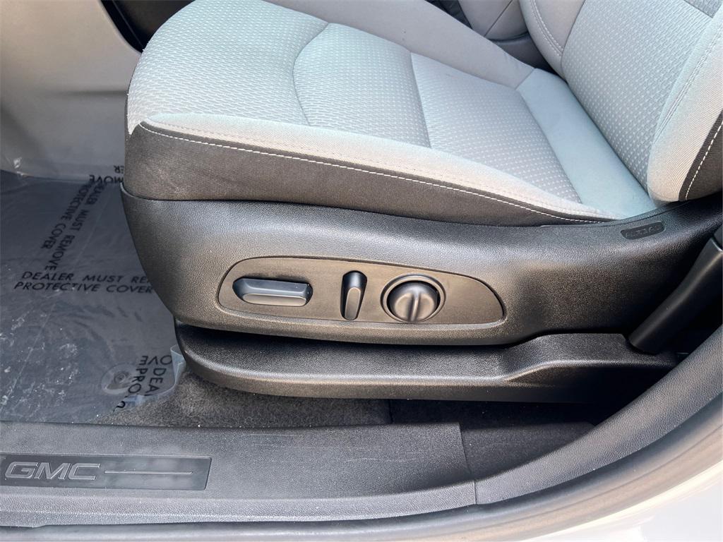 used 2023 GMC Terrain car, priced at $21,921