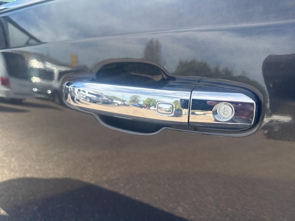 used 2021 GMC Sierra 1500 car, priced at $40,875