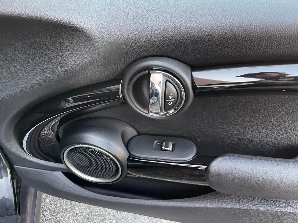 used 2015 MINI Hardtop car, priced at $10,498