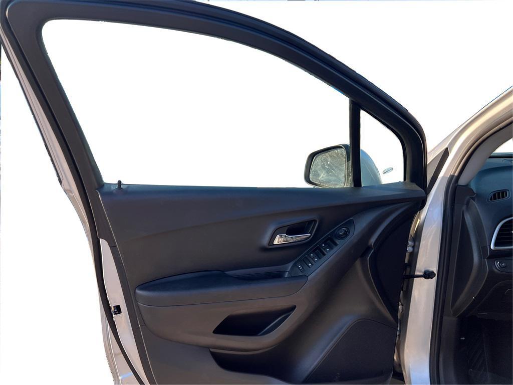 used 2020 Chevrolet Trax car, priced at $11,286