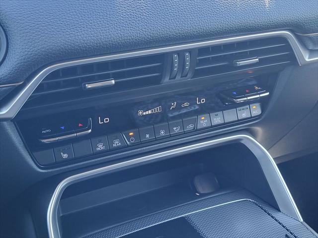 new 2025 Mazda CX-70 car, priced at $39,777