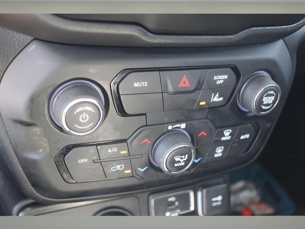 used 2021 Jeep Renegade car, priced at $16,497