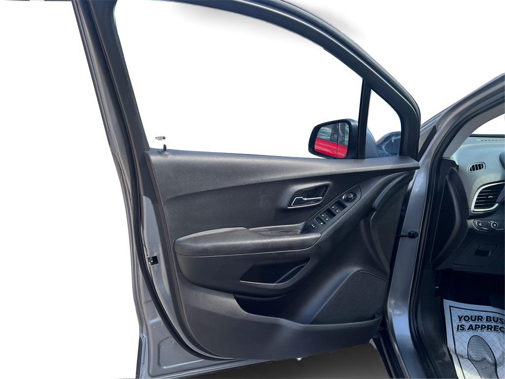 used 2020 Chevrolet Trax car, priced at $10,994