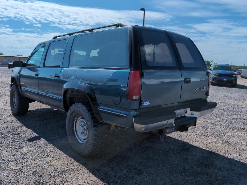 used 1993 Chevrolet Suburban car, priced at $8,495