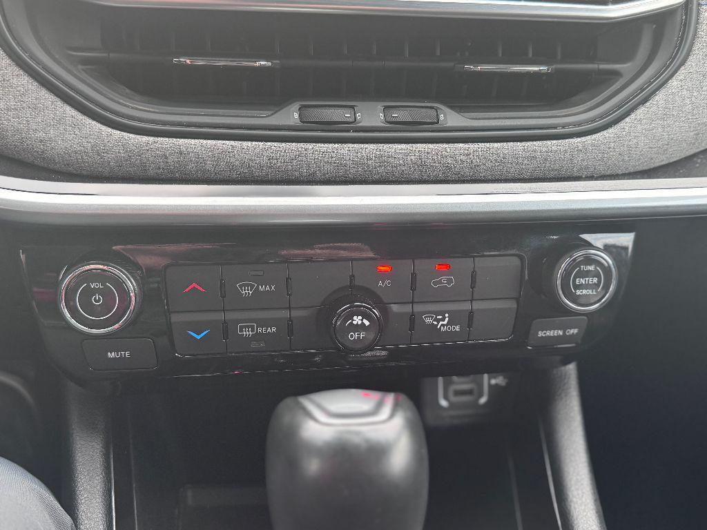 used 2024 Jeep Compass car, priced at $22,400