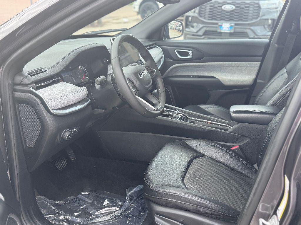 used 2024 Jeep Compass car, priced at $22,400