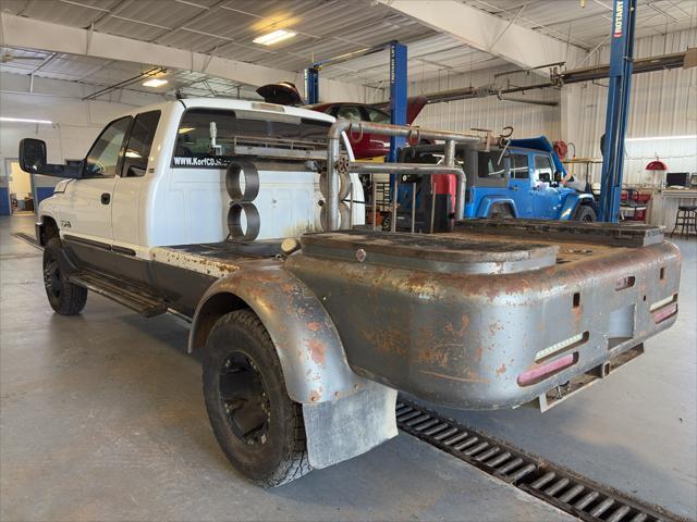 used 2001 Dodge Ram 2500 car, priced at $9,275