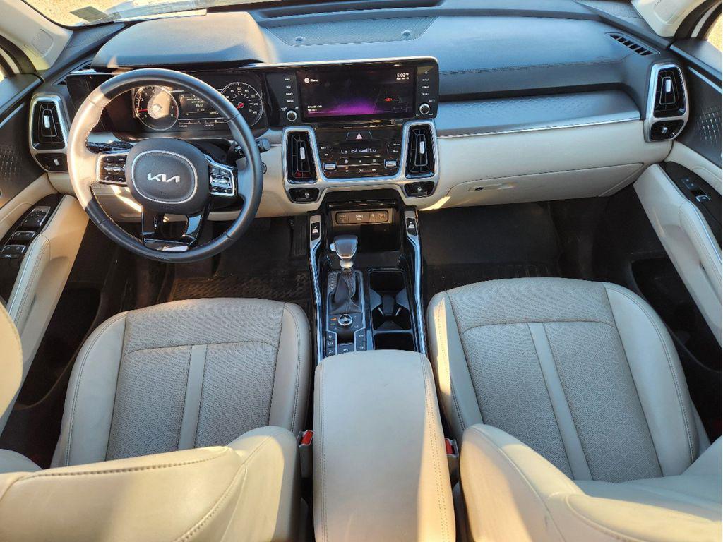 used 2022 Kia Sorento car, priced at $26,987