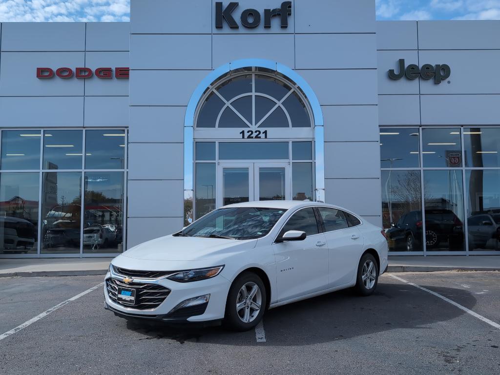 used 2023 Chevrolet Malibu car, priced at $16,998