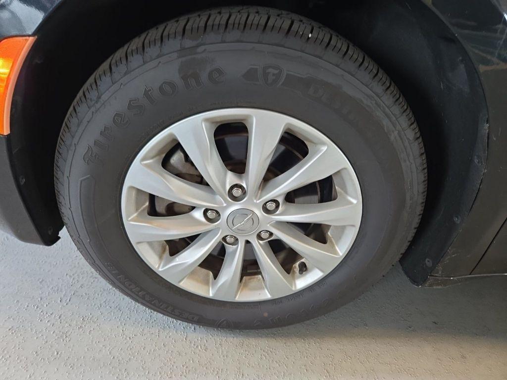 used 2019 Chrysler Pacifica car, priced at $16,050
