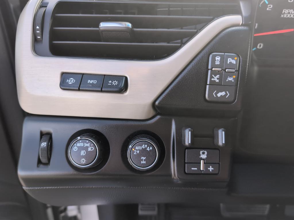 used 2018 GMC Yukon car, priced at $33,494