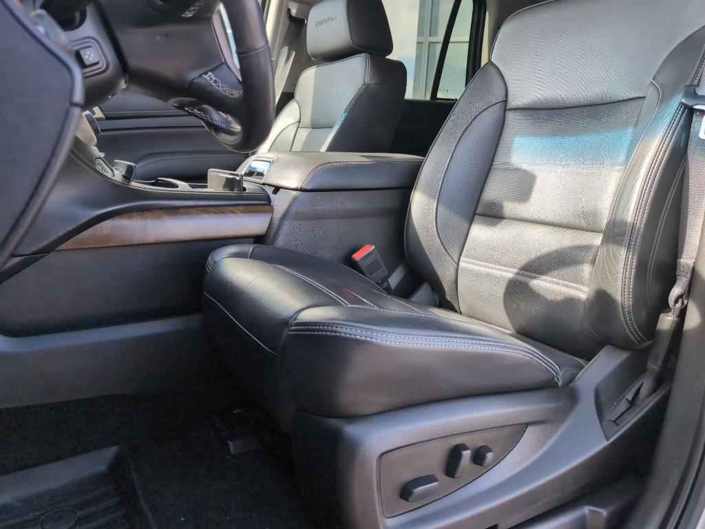 used 2018 GMC Yukon car, priced at $33,494