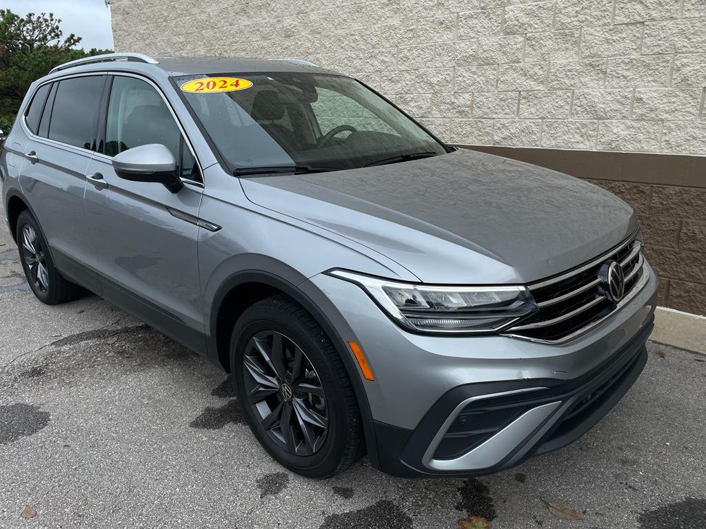 used 2024 Volkswagen Tiguan car, priced at $23,491
