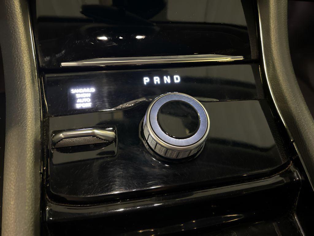 used 2023 Jeep Grand Cherokee car, priced at $28,495