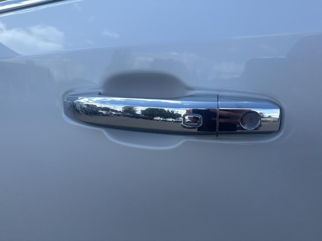 used 2021 GMC Sierra 1500 car, priced at $47,095