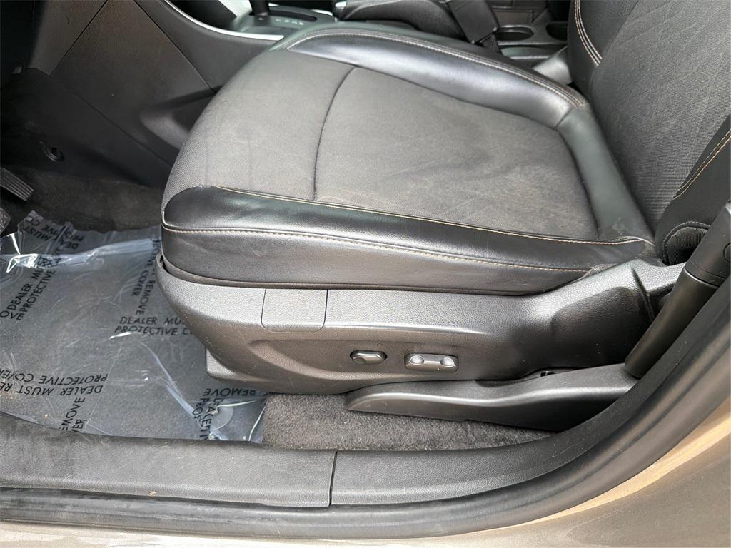 used 2021 Chevrolet Trax car, priced at $14,271