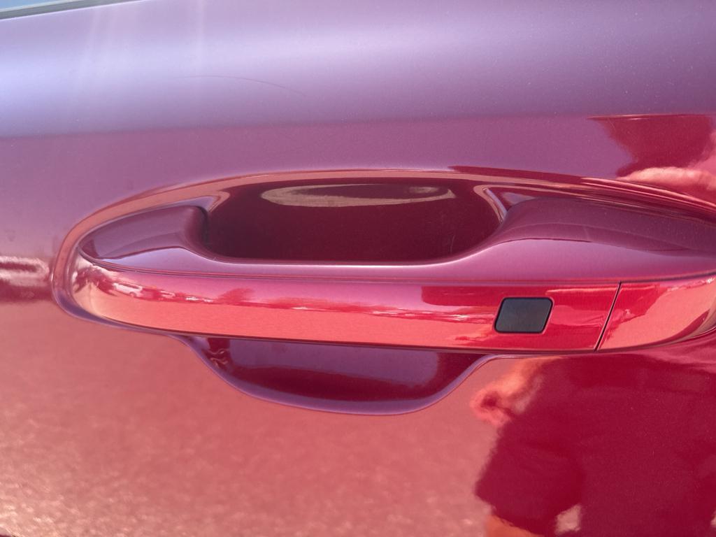 used 2023 Kia Sorento car, priced at $38,087