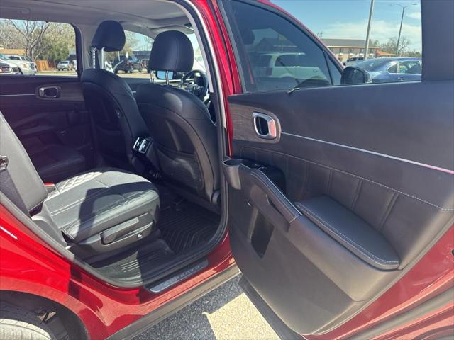 used 2023 Kia Sorento car, priced at $41,095