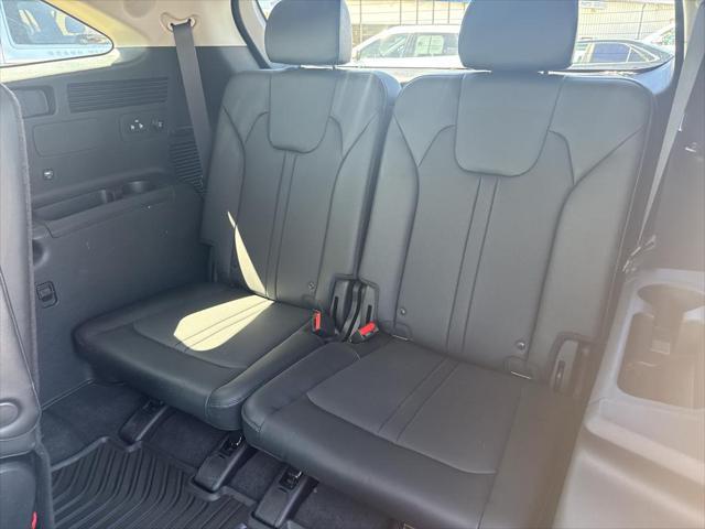 used 2023 Kia Sorento car, priced at $41,095