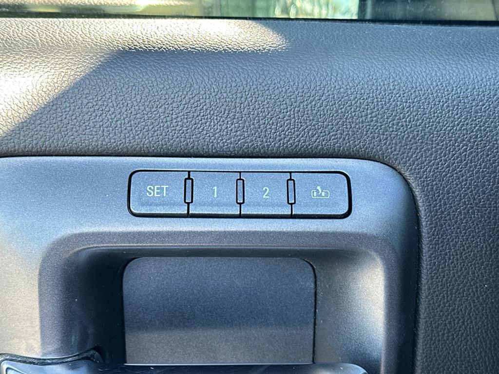 used 2017 GMC Sierra 2500 car, priced at $34,000