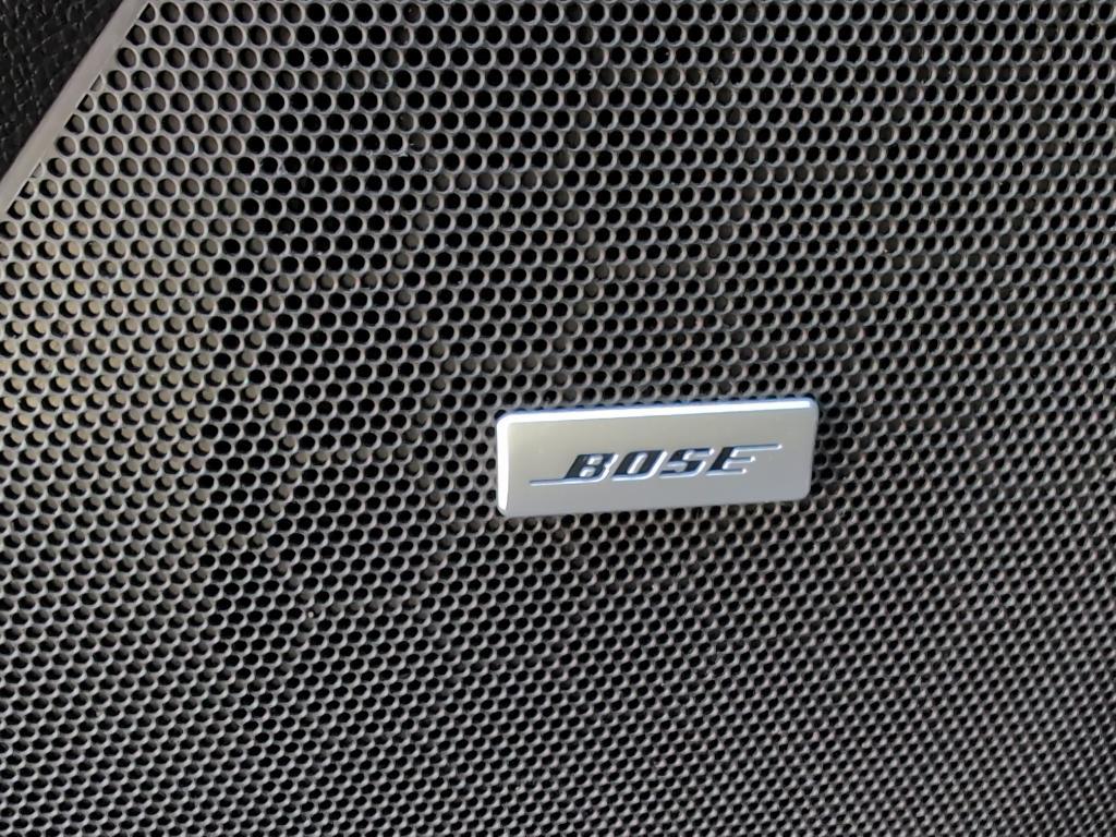 used 2021 Chevrolet Traverse car, priced at $28,489