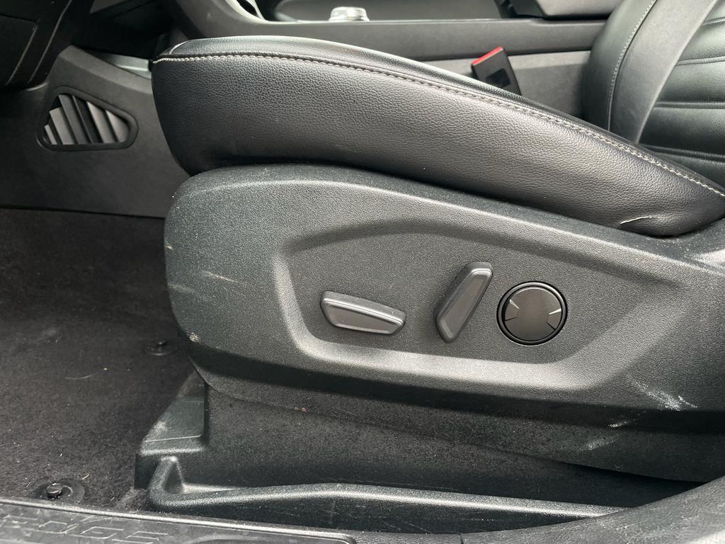 used 2022 Ford Edge car, priced at $20,871