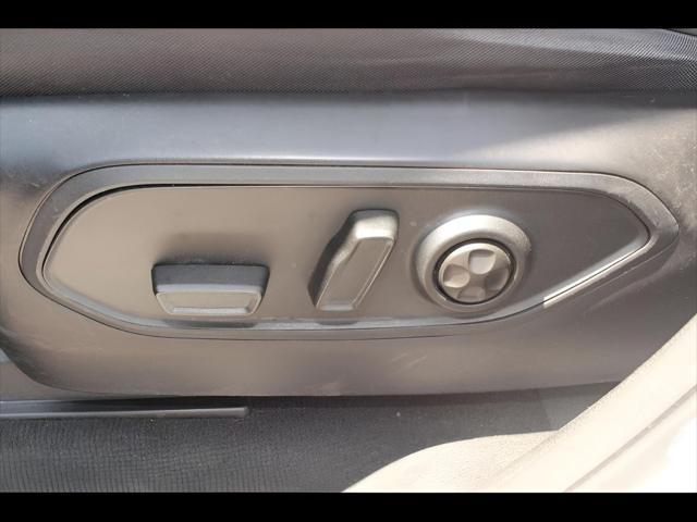 used 2023 Jeep Grand Cherokee car, priced at $25,489