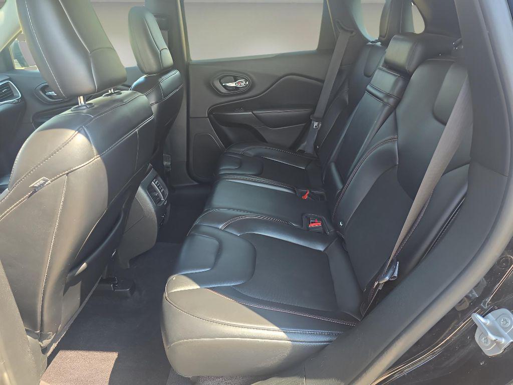 used 2019 Jeep Cherokee car, priced at $15,209