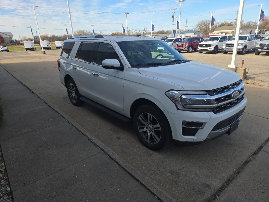used 2024 Ford Expedition car, priced at $50,450