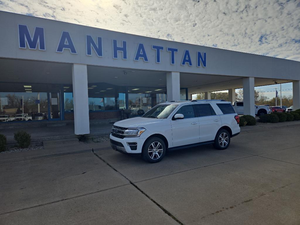 used 2024 Ford Expedition car, priced at $50,450