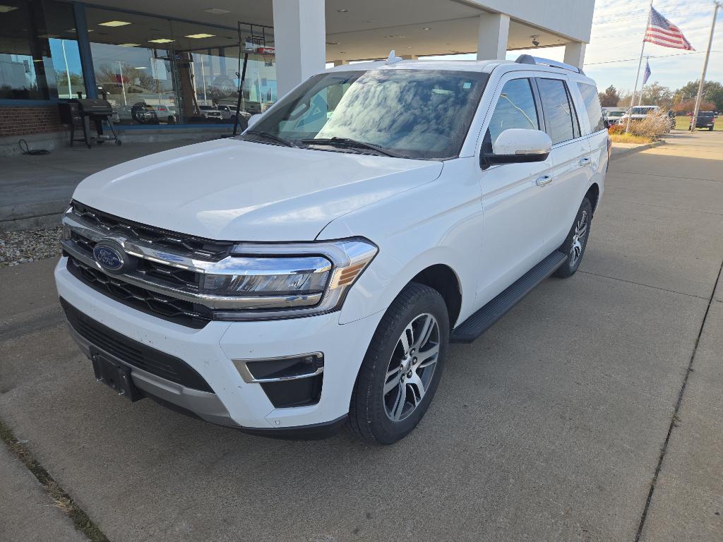 used 2024 Ford Expedition car, priced at $50,450