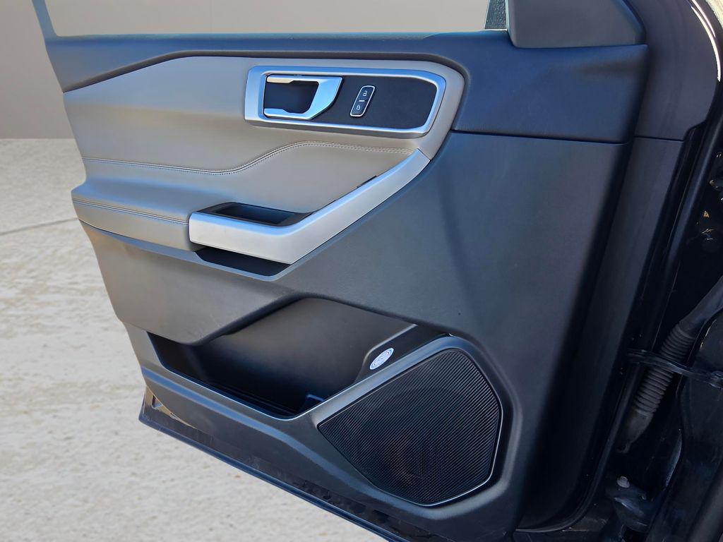 used 2024 Ford Explorer car, priced at $31,480