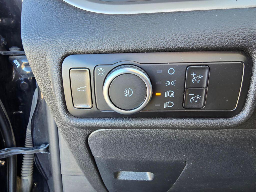 used 2024 Ford Explorer car, priced at $31,480