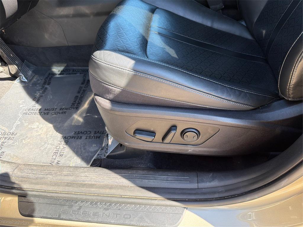 used 2021 Kia Sorento car, priced at $19,998