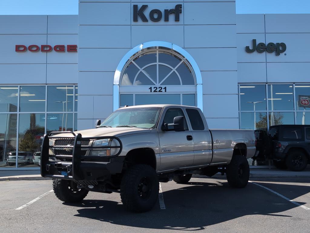 used 2004 Chevrolet Silverado 2500 car, priced at $12,575