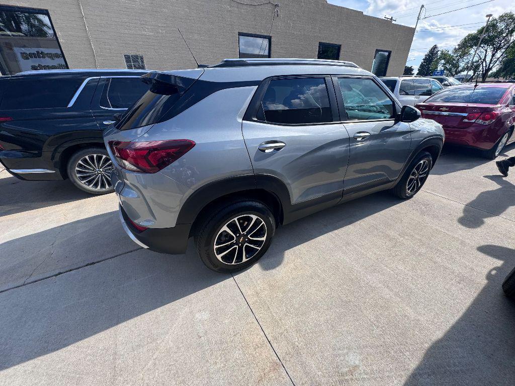 used 2025 Chevrolet TrailBlazer car, priced at $25,101