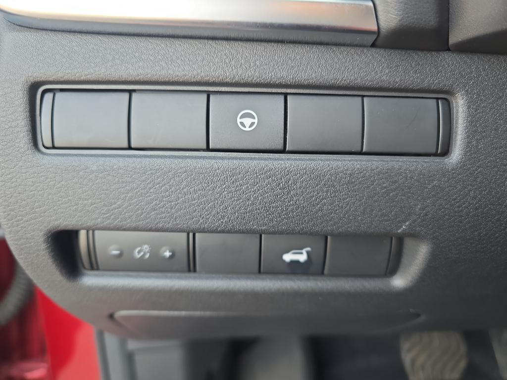 used 2021 Nissan Rogue car, priced at $25,447