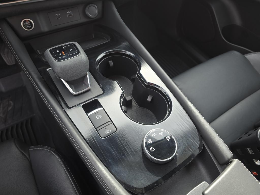 used 2021 Nissan Rogue car, priced at $25,447