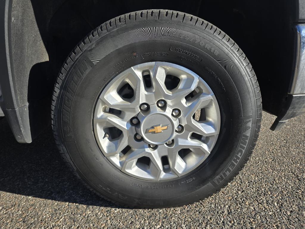 used 2024 Chevrolet Silverado 2500 car, priced at $50,497