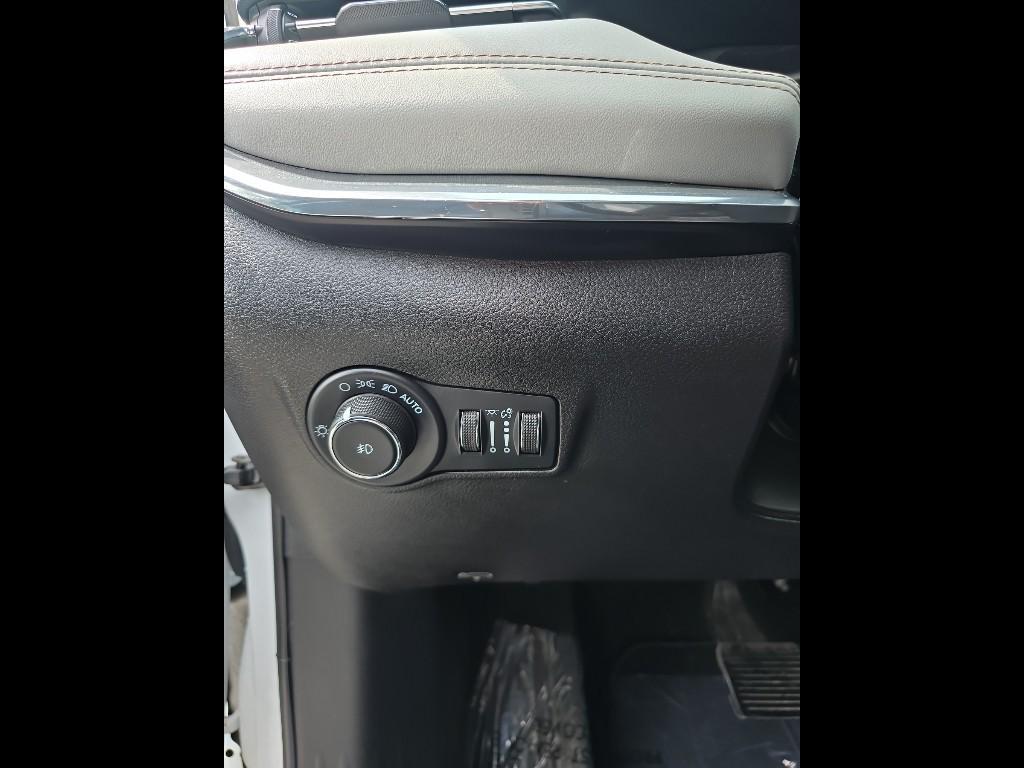 used 2022 Jeep Compass car, priced at $25,757