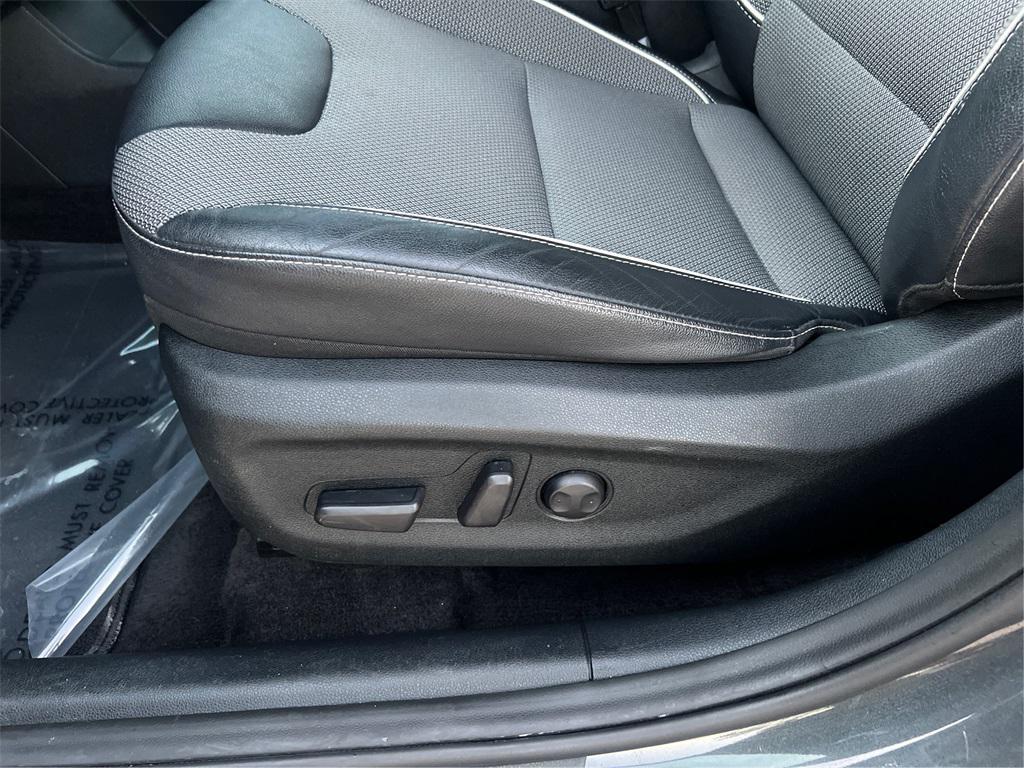 used 2022 Kia Niro EV car, priced at $18,997