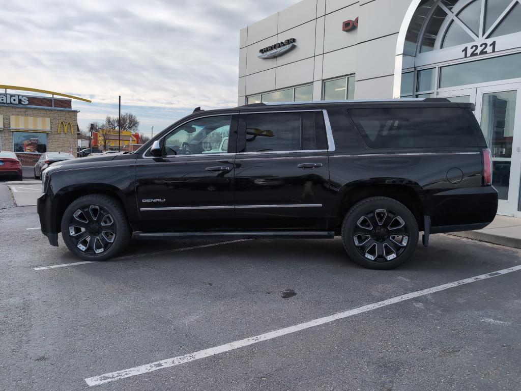 used 2019 GMC Yukon XL car, priced at $37,494